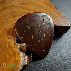 Natural Coconut Shell Plectrum